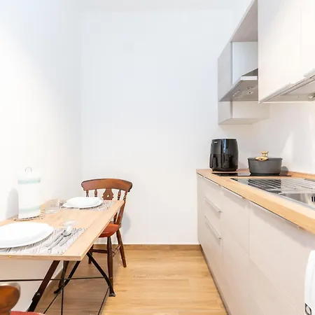 Gusto West 비시나노